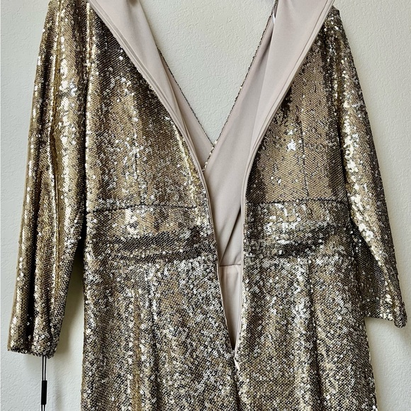 Calvin Klein Women’s Size 8 Shimmering V Neckline Gold Sequin 3/4 Sleeve Dress - Picture 10 of 16